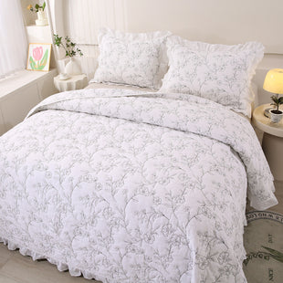 Washable Cotton Quilt With Floral Pattern