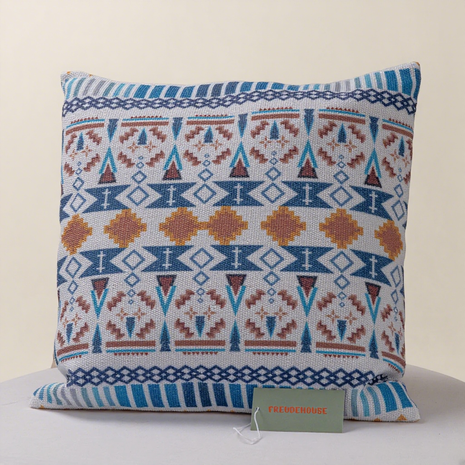 Pure Cotton Knitted Pillow - Maze