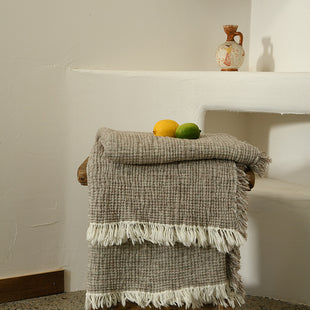 Cotton and linen Throw With Tassel Trim