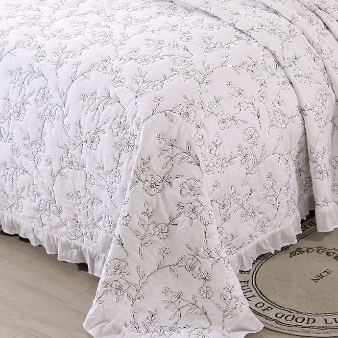 Washable Cotton Quilt With Floral Pattern