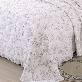 Washable Cotton Quilt With Floral Pattern