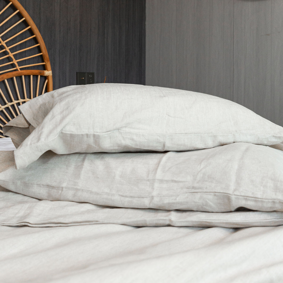Ultra Cozy Linen Duvet Cover + Silk Comforter Set